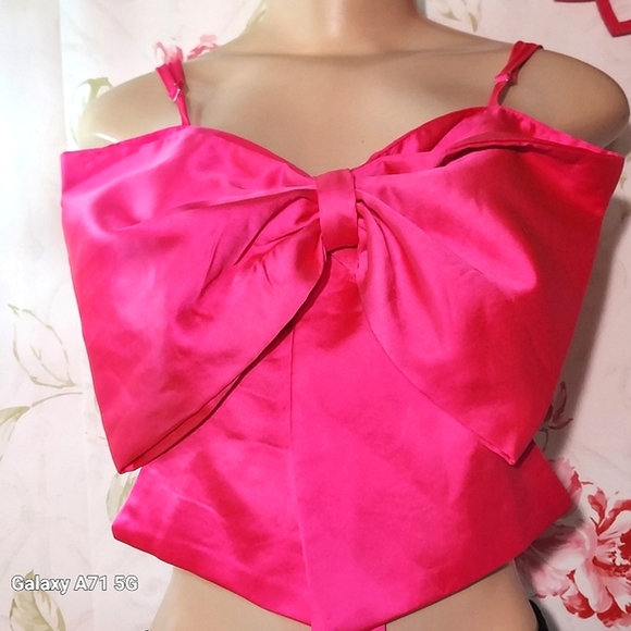 NWT Fashion Nova 2 piece Sienna Satin High Waist Wide leg Pant Bow Top Set 11/13 - Picture 3 of 15